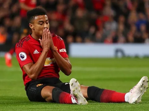 "Thánh" Lingard chấn thương, Man Utd nên vui?
