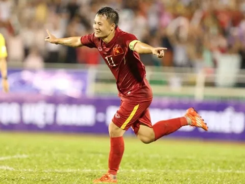 Thầy Park gọi lại cựu binh, HLV Việt nói gì?