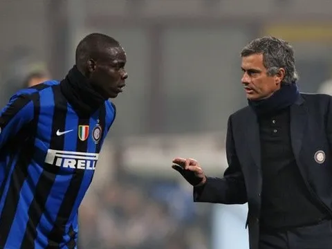 Thầy cũ động viên Balotelli sau sự cố đấm vỡ mũi đối phương