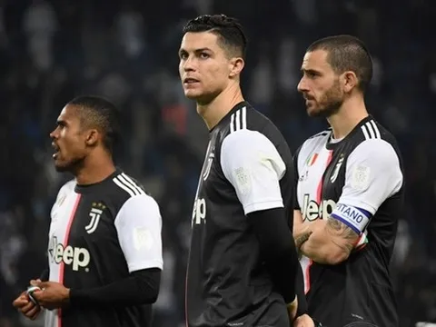 Thấy gì qua danh sách cầu thủ tham dự vòng knock-out Champions League của Juventus?