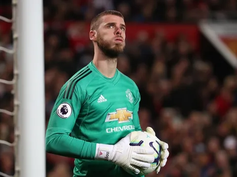 Thấy gì từ việc De Gea từ chối ngồi vào bàn đàm phán với Ed Woodward?