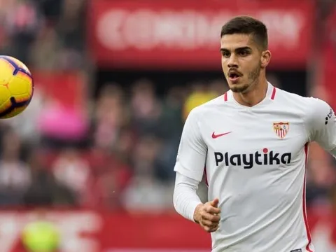 “Thế giới bóng đá sẽ bị xúc phạm nếu cậu ấy được gọi vào đội tuyển quốc gia”