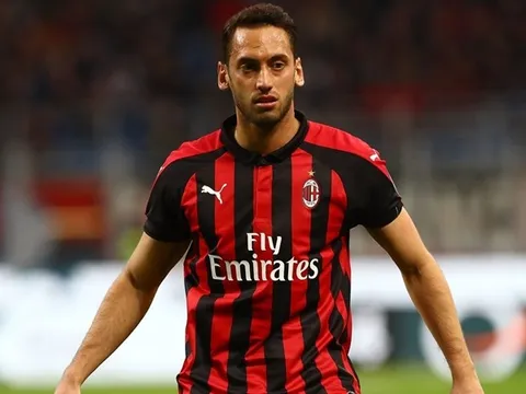 Thi đấu kém ấn tượng, sao AC Milan sắp bị đẩy ra đường