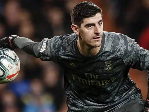 Thibaut Courtois lại làm điều không tưởng cùng Real Madrid!