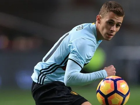 Sếp sòng thừa nhận Hazard có thể đến Liverpool