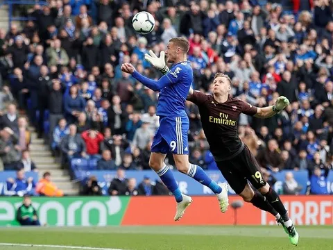 Thủ như mơ ngủ, Arsenal chính thức khiến hi vọng top 4 của Man Utd sống dậy