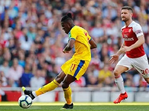 Thua sốc Crystal Palace, Arsenal tiếp tục khiến Man Utd mộng mơ về top 4