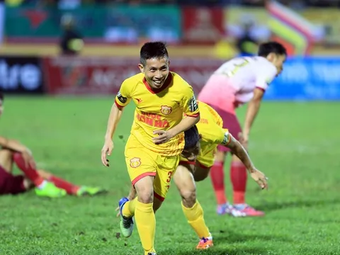 Thua tan nát trước Nam Định, HLV Sài Gòn đổ lỗi cho mặt sân Thiên Trường xấu