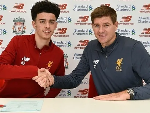 2 lần nỗ lực mượn học trò cũ, Gerrard bị Liverpool từ chối cả 2