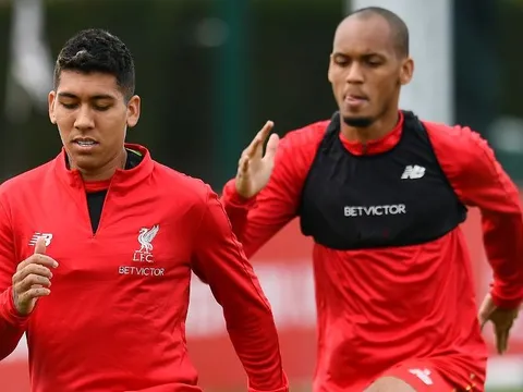 NÓNG! Liverpool đón 2 tin cực vui trước trận Barca