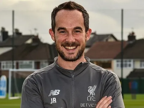 "Tân binh" không ra sân của Liverpool được khen ngợi hết lời