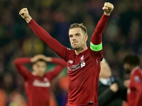 Thú vị: Đội trưởng Liverpool bỏ lỡ khoảnh khắc lịch sử