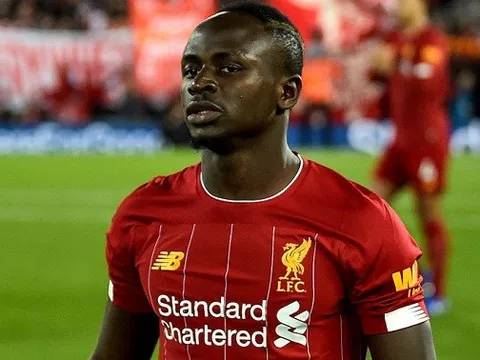 Người cũ Liverpool khẳng định "1000%" chủ nhân "Quả bóng Vàng châu Phi"