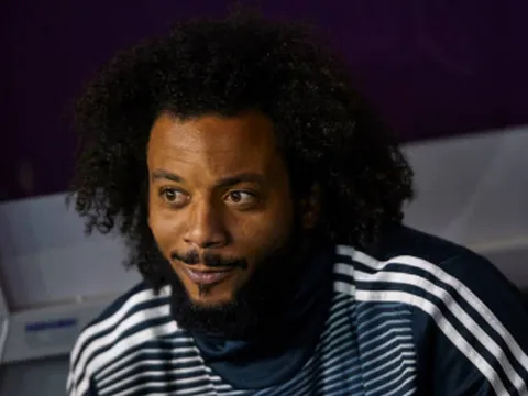 Tiến gần Juventus và đây là cách Marcelo bị Solari 'hành hạ'