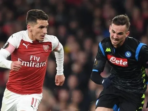 Tiễn sao 70 triệu euro sang Real Madrid, Napoli hỏi mua “Kante châu Mỹ”