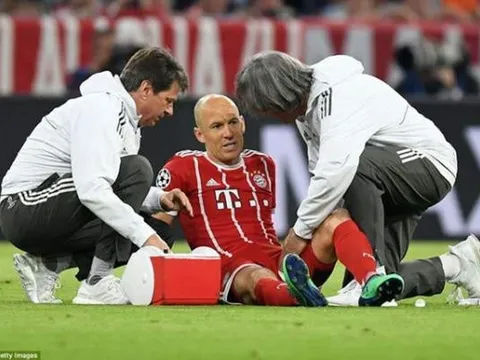 Tiền vệ của Bayern trải lòng về chấn thương "bí ẩn"