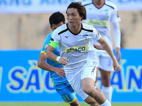 HLV HAGL chấm Tuấn Anh 9 điểm sau màn trở lại ngọt ngào