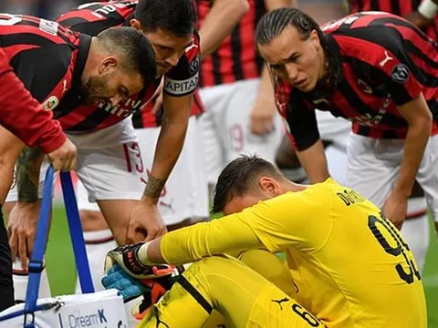 Tiết lộ: AC Milan mất 2 “sao bự” trước thềm đại chiến với Juventus