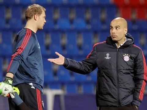 Tiết lộ gây choáng, Pep từng muốn biến Neuer thành siêu tiền vệ