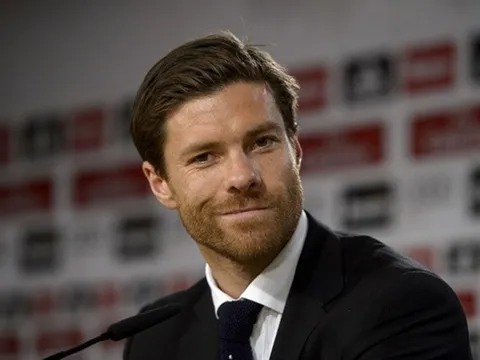 Tiết lộ: Xabi Alonso từng suýt gia nhập đội bóng của Ronaldo