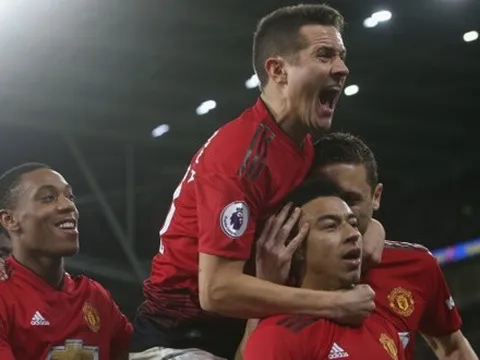 "Tình xưa nghĩa cũ" có thể khiến sao Man Utd thay đổi bến đỗ?