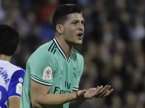 "Tôi đang tự hỏi mình, chuyện quái gì đã xảy ra?"