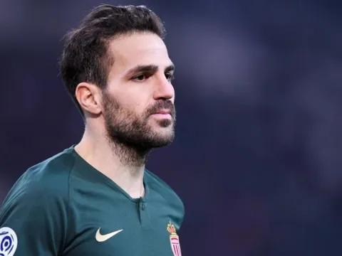 "Tôi phải rời Chelsea vì cậu ta là con cưng của Sarri"