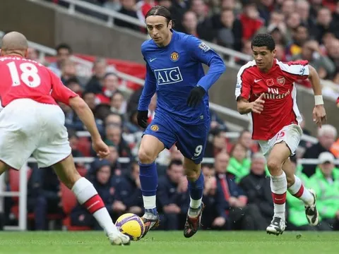 "Tôi vẫn gia nhập Man Utd dù họ đang khủng hoảng tồi tệ"