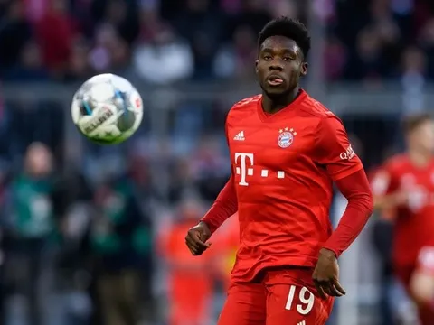 'Tôi vẫn không thể tin Lewandowski và Coutinho là đồng đội của tôi!'