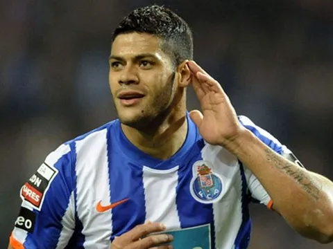 Top 10 vụ chuyển nhượng đình đám nhất Porto: Mãnh hổ, sai lầm của Sir Alex