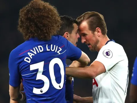 Tottenham gặp họa với cú 'thiết đầu công' của Harry Kane