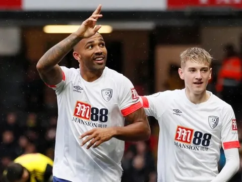 Tottenham tính chi 80 triệu bảng cho cặp đôi hiện tượng của NHA