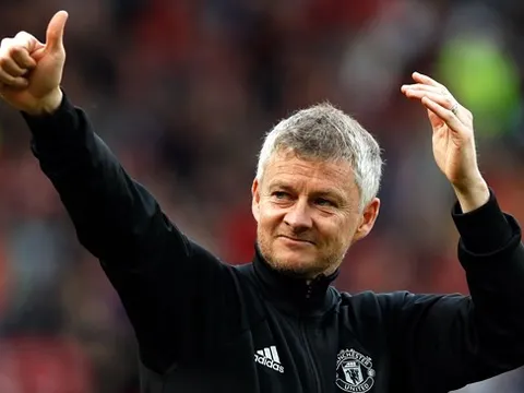 Trái ngang! Chelsea thì chê, Man Utd lại đang cần đúng người như thế