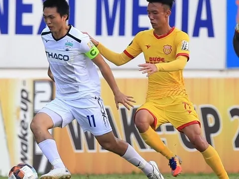 Trận cầu đinh HAGL vs Hà Nội FC: Tuấn Anh quyết đấu Quang Hải