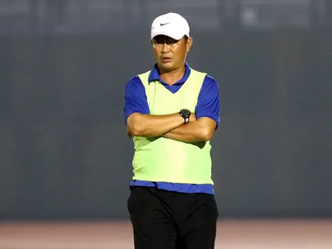 HLV Trần Minh Chiến tiết lộ lý do cực sốc khi chia tay Bình Dương