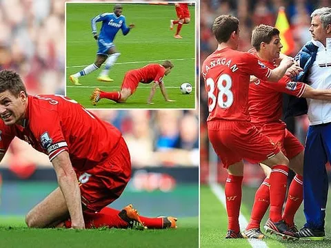 Tròn 5 năm ngày 'Gerrard trượt cỏ', bóng ma Chelsea lại ám ảnh Liverpool