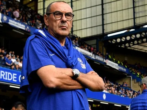 Trụ cột Juventus nói lời thật lòng về Sarri