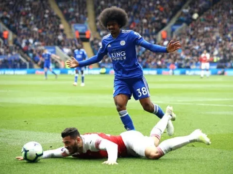 TRỰC TIẾP Leicester 3-0 Arsenal: Cú đúp cho Vardy (KẾT THÚC)