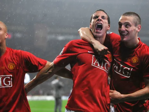 'Trung vệ thép' của Sir Alex rục rịch trở lại Man Utd