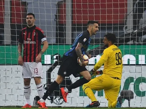 Trước đại chiến với Lazio, huyền thoại AC Milan nói điều thật lòng