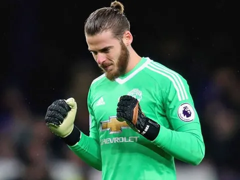 Trước Everton, Man Utd từng thảm bại 0-4 với đội hình nào?