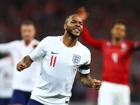 Từ kẻ đáng ghét cho đến người hùng Wembley - Sterling đã dẹp tan mọi lời chỉ trích