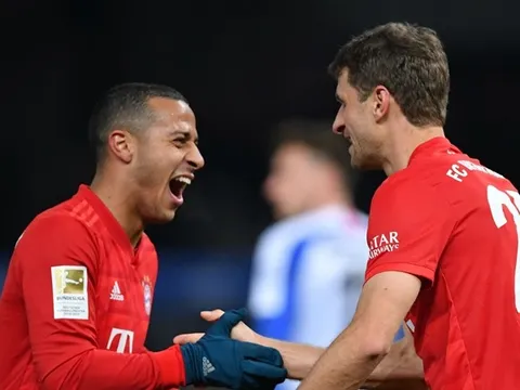 Từ "sát thủ máu lạnh", Muller biến thành "cỗ máy" chuyền bóng hàng đầu