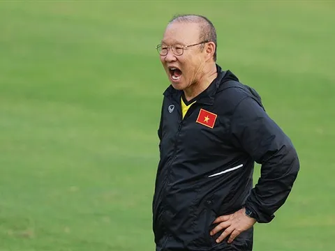 Tuyển Việt Nam mơ cao, ai sẽ vì thầy Park?