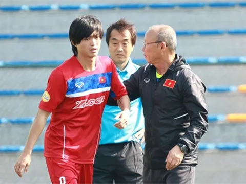 HLV Park Hang-seo có nên mạo hiểm với "canh bạc Tuấn Anh" ở King's Cup?