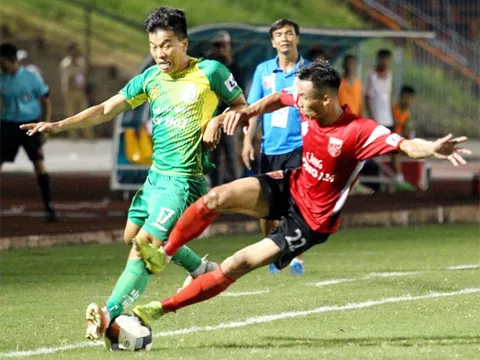 Sao Long An nhận án treo giò 2 trận vì pha "song phi" nguy hiểm