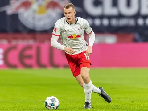 Vá hàng thủ, Bayern muốn tậu 'tòa tháp' cánh phải của Leipzig