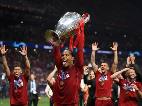 Van Dijk: "Chúng tôi muốn những đêm như vậy thêm nhiều mùa nữa"