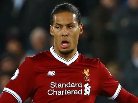Van Dijk: "Có 1 nỗi sợ hãi xuất hiện khi tôi đọc báo"