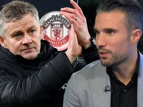 Robin Van Persie đã đúng!